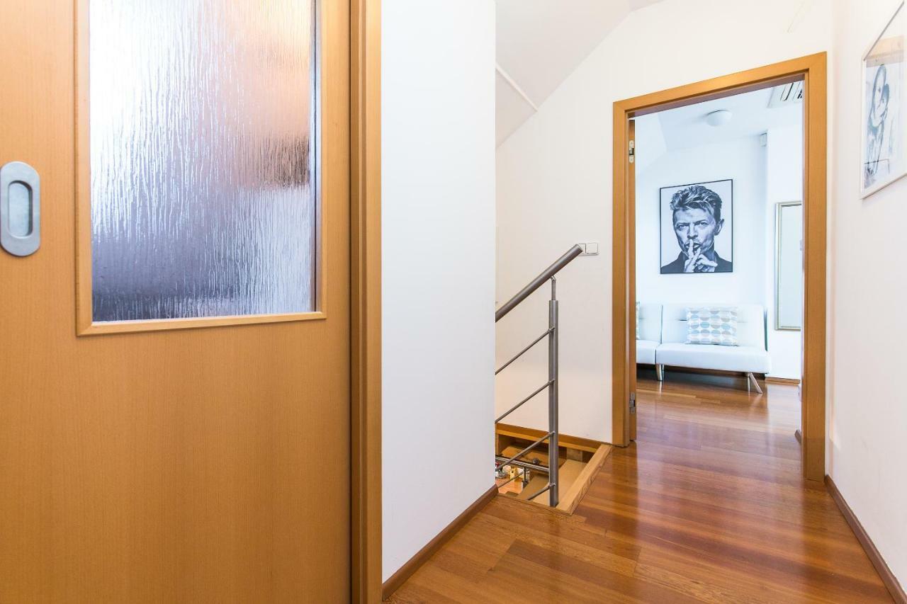 Attic Apartment By Wenceslas Square Πράγα Εξωτερικό φωτογραφία